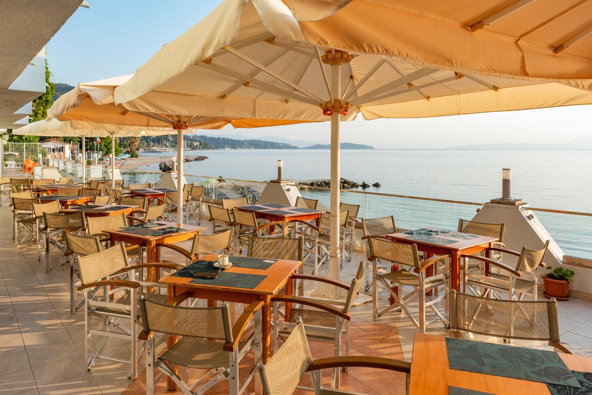 מלון בניטסס Corfu Maris מראה חיצוני תמונה